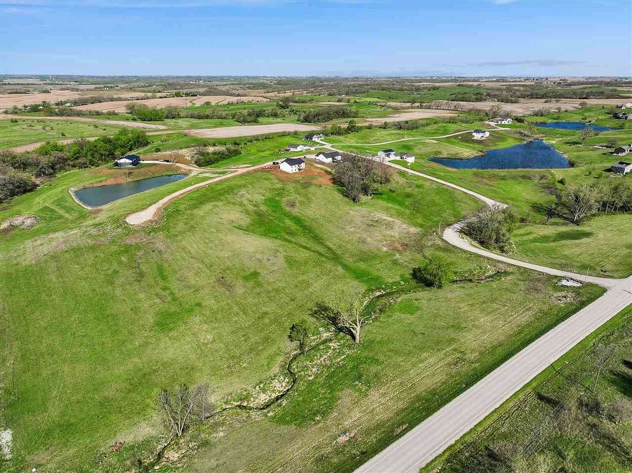 1 Acre of Residential Land for Sale in Williamsburg, Iowa
