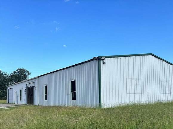 6 Acres of Commercial Land for Sale in Pilot Point, Texas