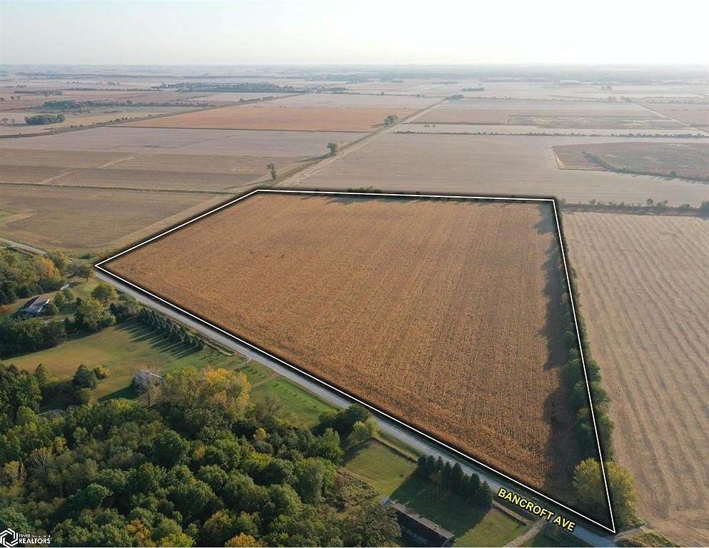 47.054 Acres of Agricultural Land for Sale in Nichols, Iowa