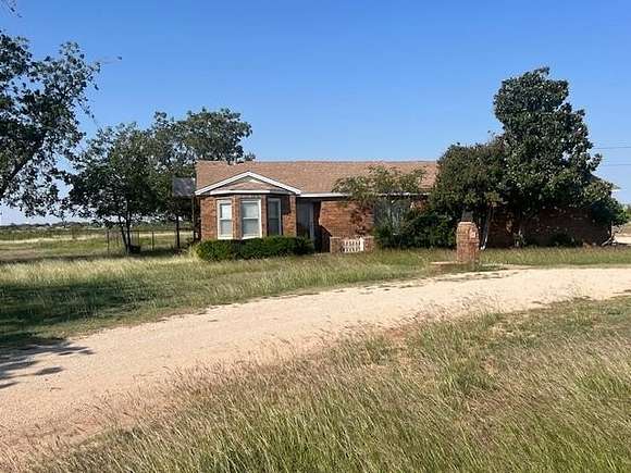 2 Acres of Residential Land with Home for Sale in Snyder, Texas