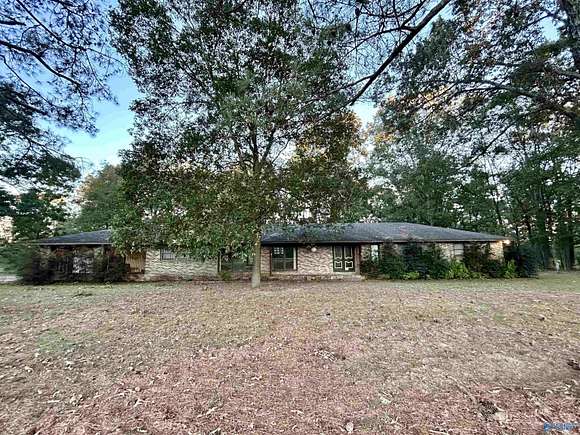 2.5 Acres of Residential Land with Home for Sale in Geraldine, Alabama