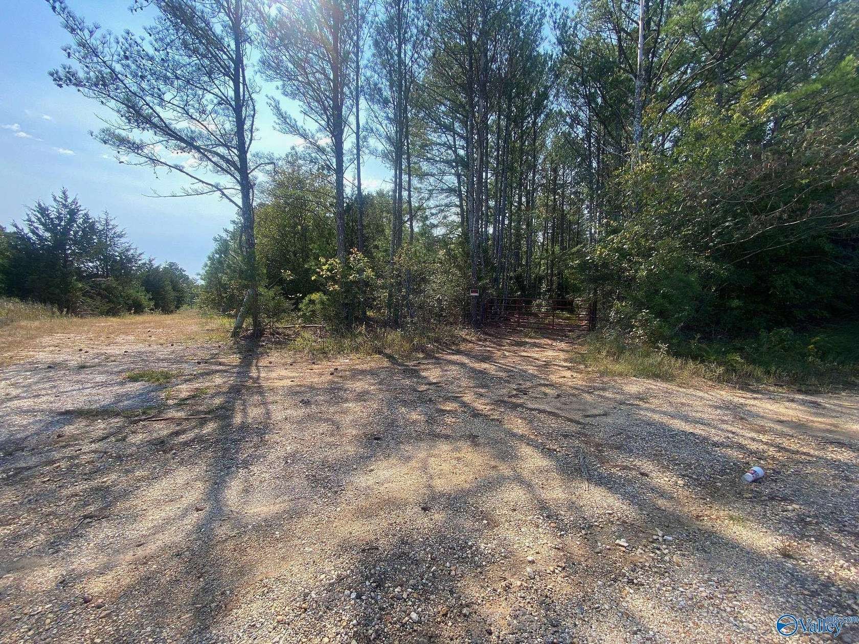 25 Acres of Recreational Land for Sale in Russellville, Alabama