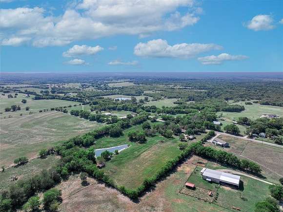 5.5 Acres of Residential Land for Sale in Lone Oak, Texas