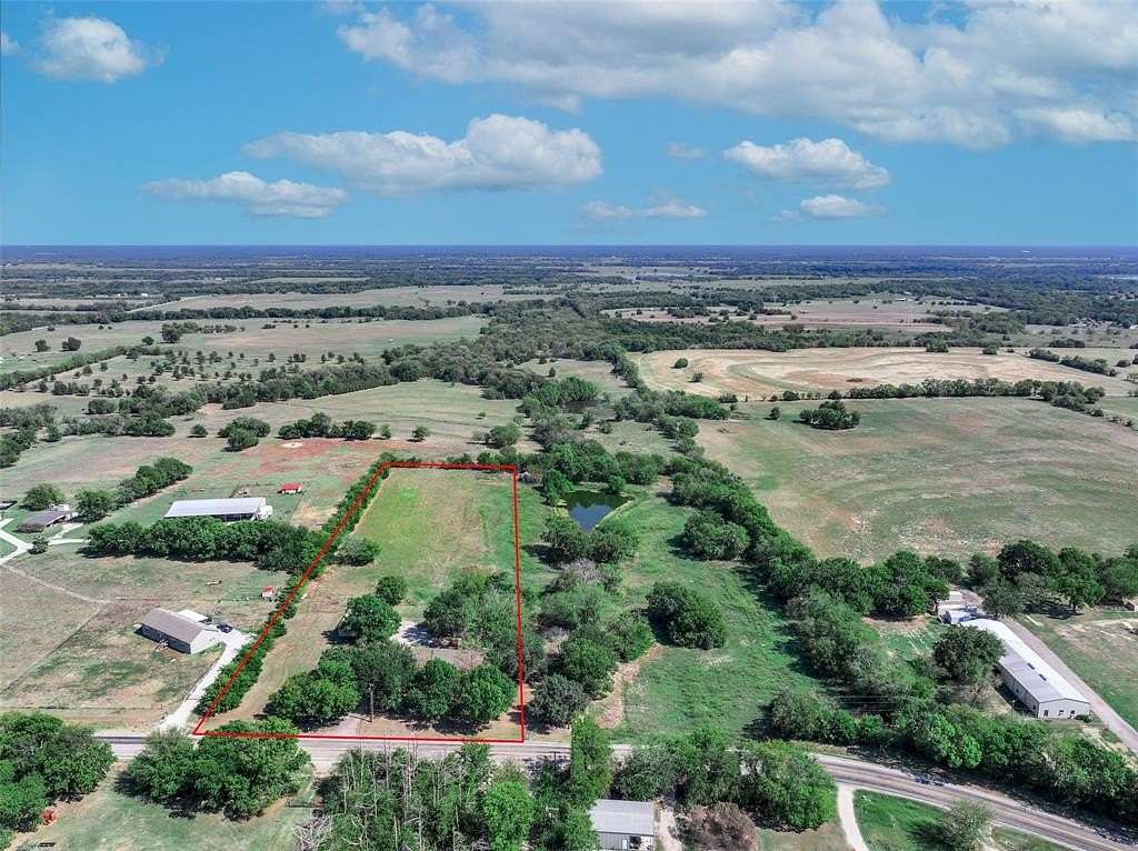 4.5 Acres of Residential Land with Home for Sale in Lone Oak, Texas