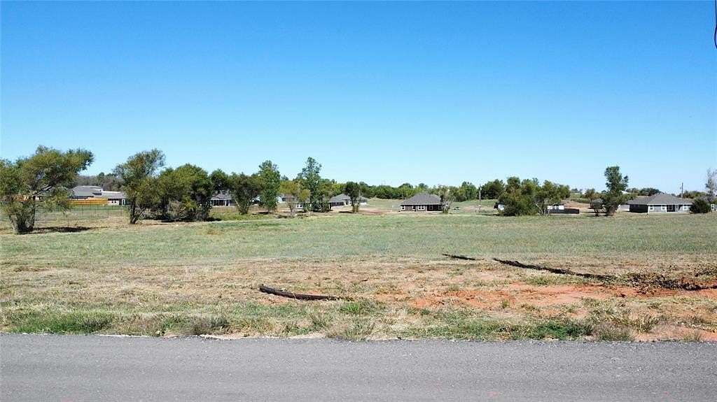 0.88 Acres of Residential Land for Sale in Tuttle, Oklahoma