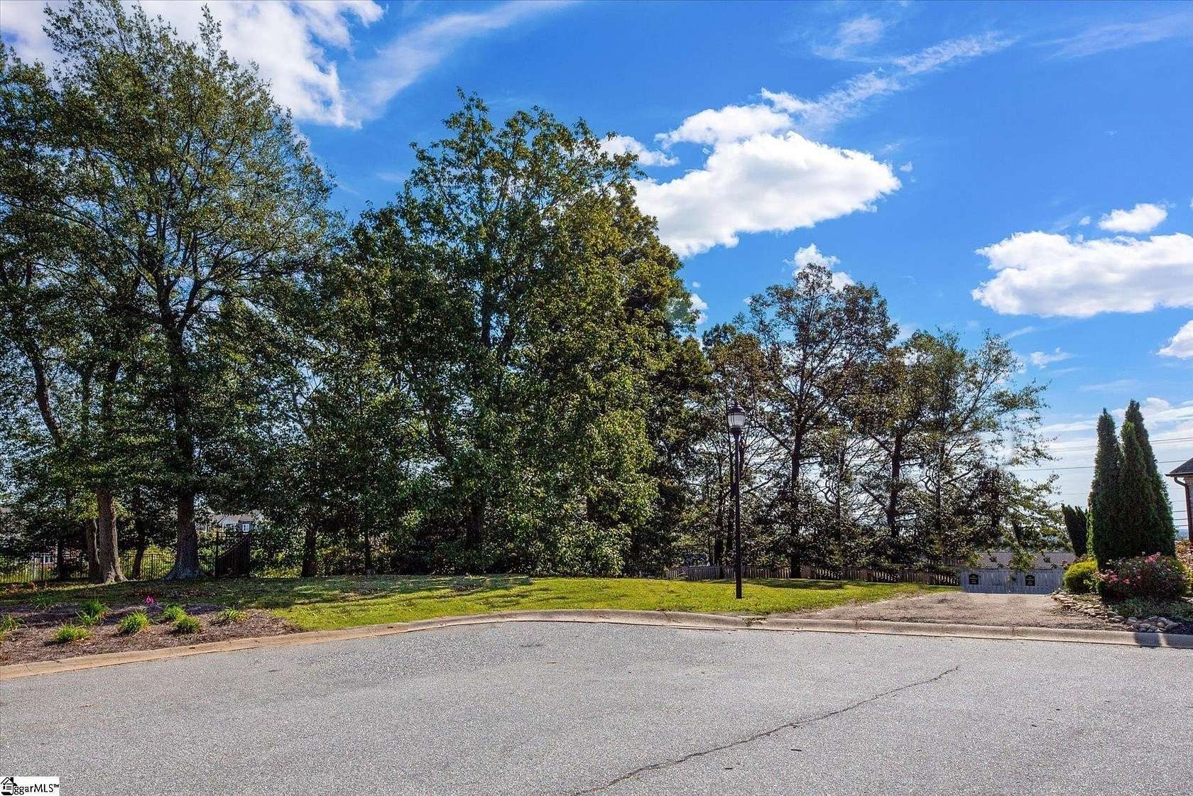 0.33 Acres of Residential Land for Sale in Greenville, South Carolina