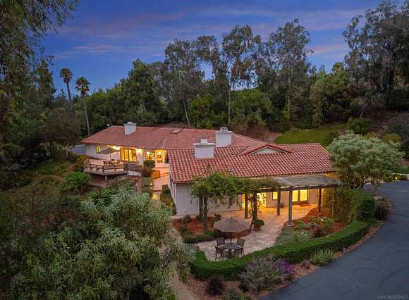 2.9 Acres of Residential Land with Home for Sale in Rancho Santa Fe, California