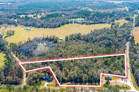 8 Acres of Agricultural Land for Sale in Live Oak, Florida