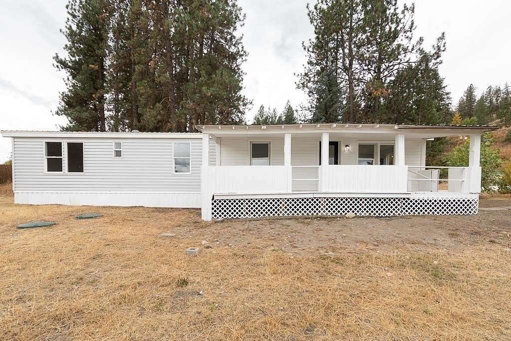 6.1 Acres of Land with Home for Sale in Colville, Washington