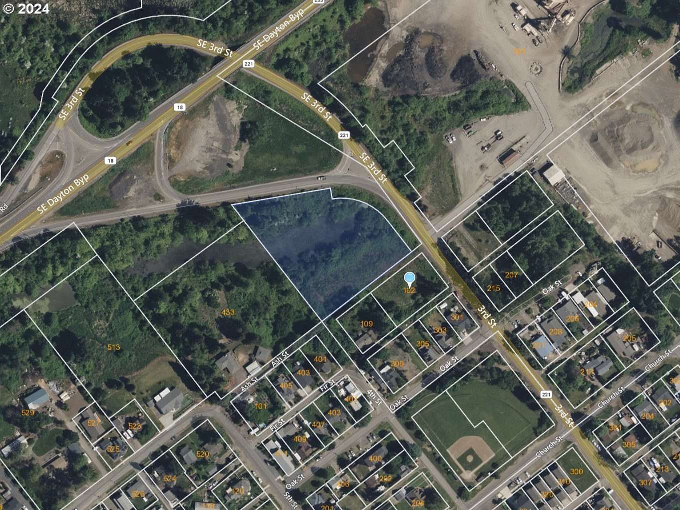 2.66 Acres of Commercial Land for Sale in Dayton, Oregon