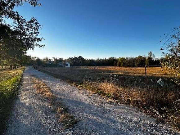 5.7 Acres of Residential Land with Home for Sale in Brighton, Missouri