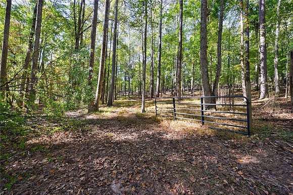 7 Acres of Land for Sale in Canton, Georgia