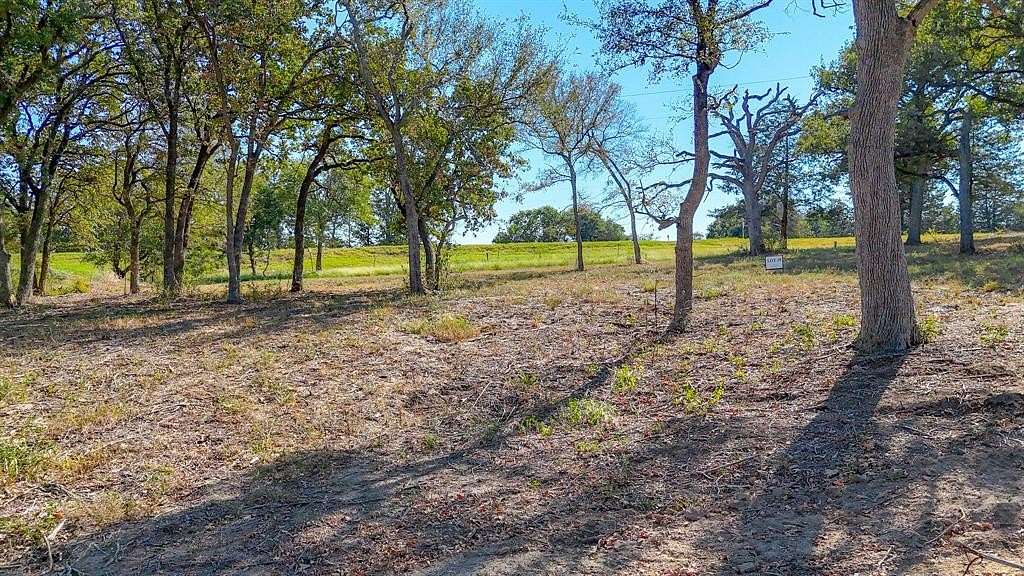 1.012 Acres of Residential Land for Sale in Corsicana, Texas