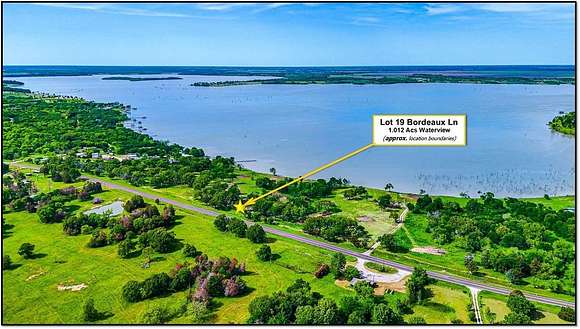 1.012 Acres of Residential Land for Sale in Corsicana, Texas