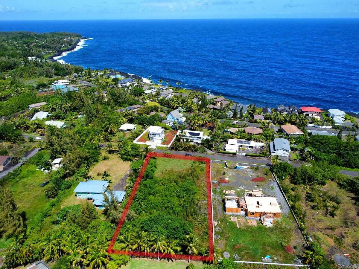 0.9 Acres of Land for Sale in Keaau, Hawaii