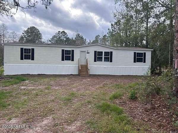 2.88 Acres of Residential Land with Home for Sale in Jacksonville, Florida