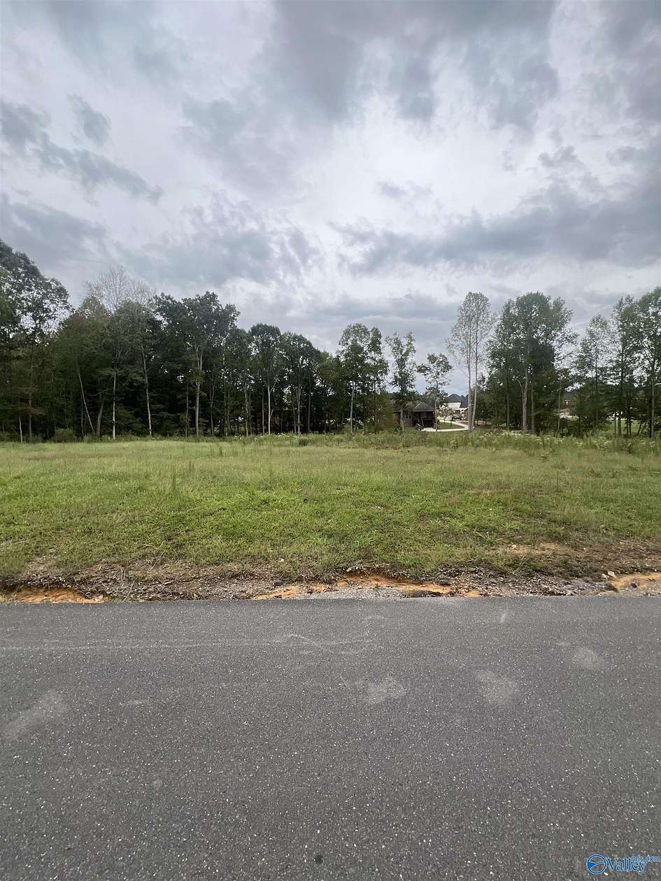 1.67 Acres of Residential Land for Sale in Arab, Alabama