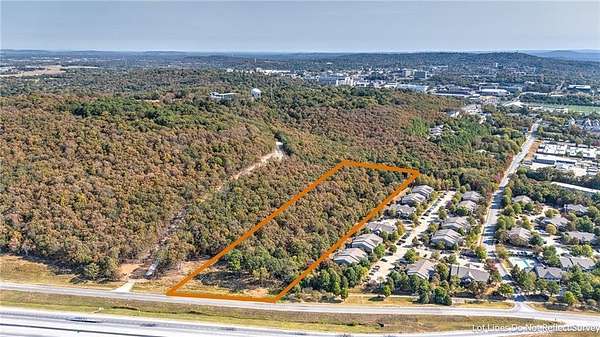 9 Acres of Residential Land for Sale in Fayetteville, Arkansas