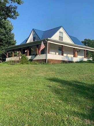 18.825 Acres of Land with Home for Sale in Mount Olivet, Kentucky