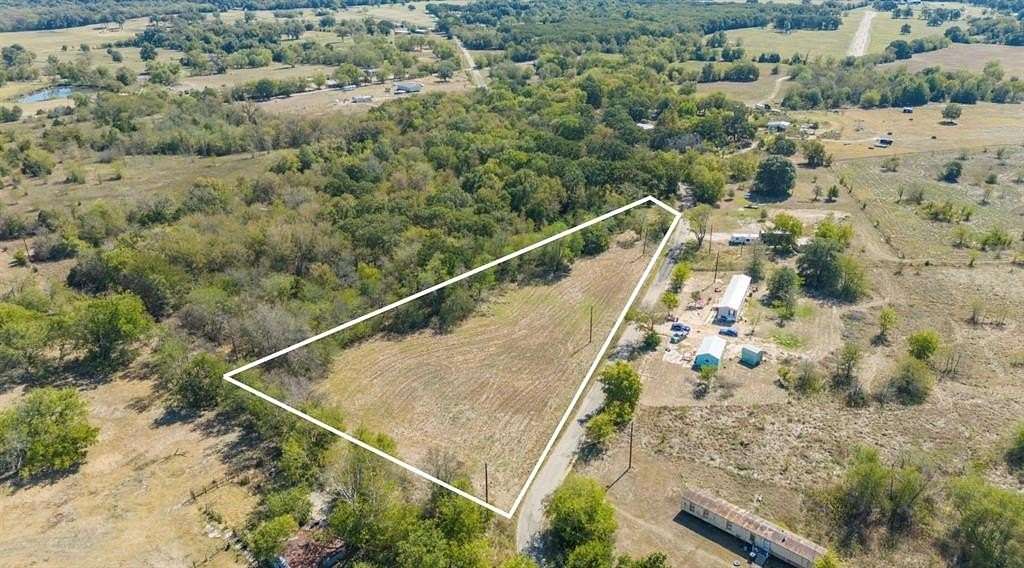 2.076 Acres of Residential Land for Sale in Point, Texas