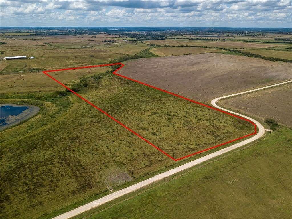 25 Acres of Land for Sale in Moody, Texas