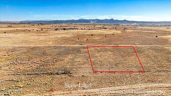 1.05 Acres of Residential Land for Sale in Paulden, Arizona