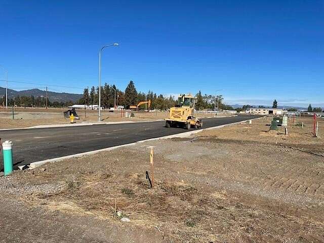 6.69 Acres of Residential Land for Sale in Medford, Oregon