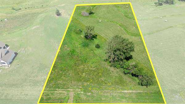 3 Acres of Residential Land for Sale in Winterset, Iowa