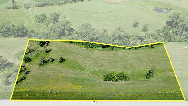 3.3 Acres of Residential Land for Sale in Winterset, Iowa