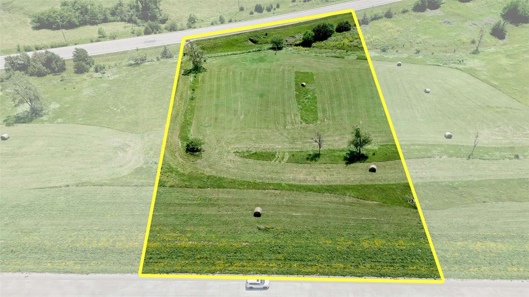 3 Acres of Residential Land for Sale in Winterset, Iowa