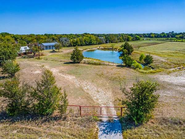 176 Acres of Agricultural & Residential Land for Sale in Kaufman, Texas