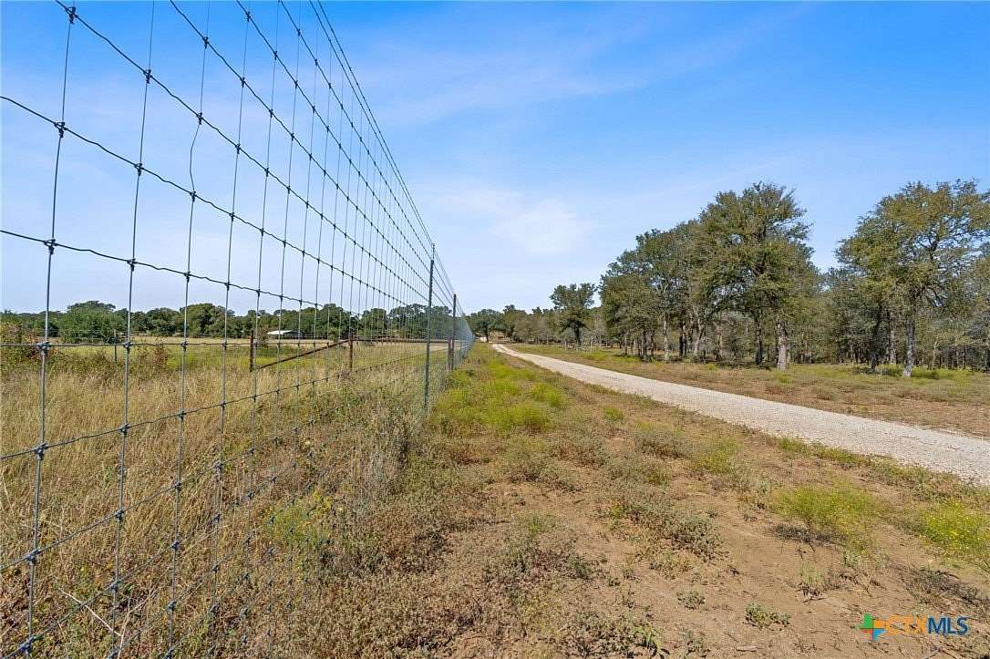 157.716 Acres of Improved Land for Sale in Lockhart, Texas