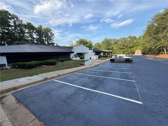 2.66 Acres of Improved Commercial Land for Sale in Alpharetta, Georgia