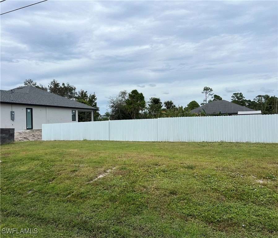 0.25 Acres of Residential Land for Sale in Lehigh Acres, Florida