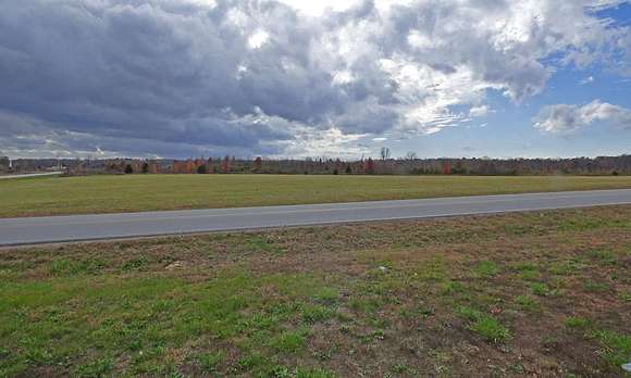 12 Acres of Commercial Land for Sale in Ash Flat, Arkansas