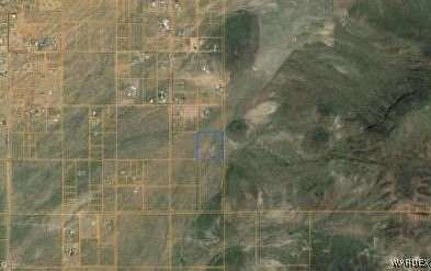 9.3 Acres of Land for Sale in Golden Valley, Arizona