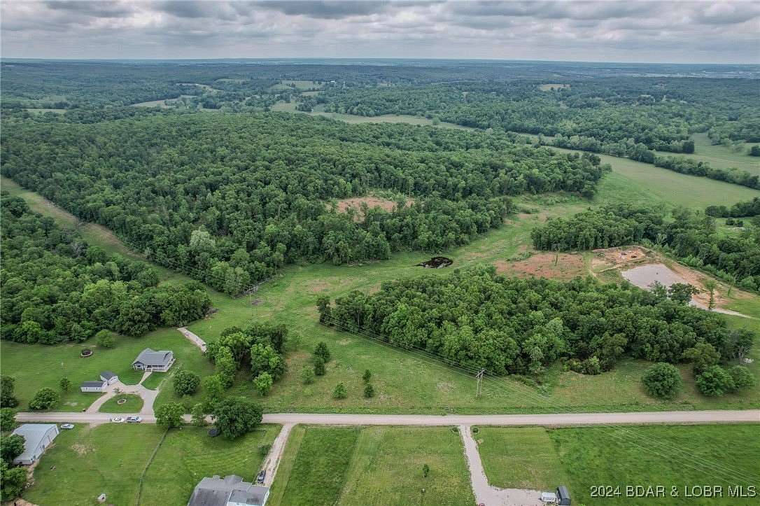 34.73 Acres of Agricultural Land for Sale in Montreal, Missouri