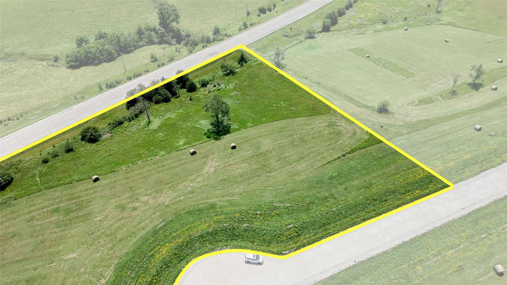 2.79 Acres of Residential Land for Sale in Winterset, Iowa