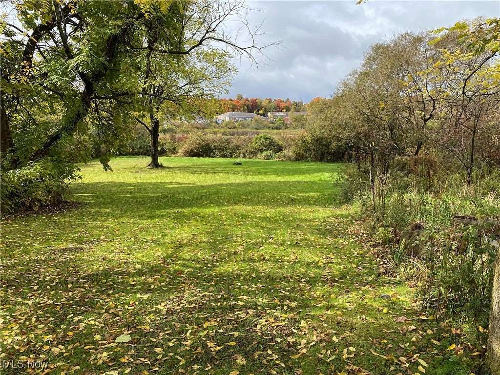 5 Acres of Commercial Land for Sale in Chagrin Falls, Ohio