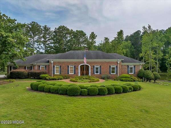 117 Acres of Agricultural Land with Home for Sale in Hampton, Georgia