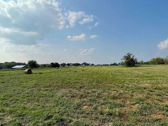 10.55 Acres of Land for Sale in Springtown, Texas