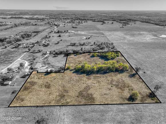 17 Acres of Land for Sale in Carthage, Missouri