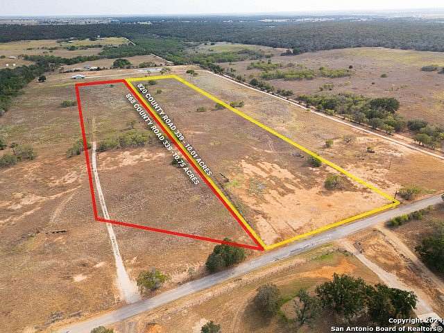 10.01 Acres of Land for Sale in La Vernia, Texas