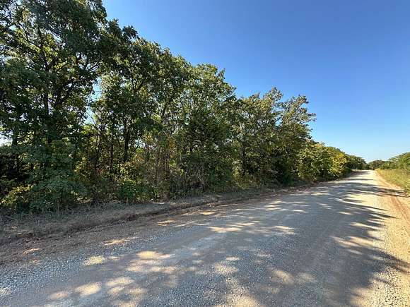 5.19 Acres of Land for Sale in Wynnewood, Oklahoma