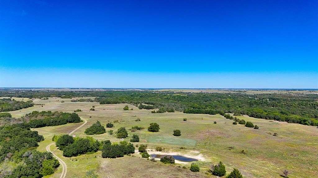 150 Acres of Land for Sale in Decatur, Texas