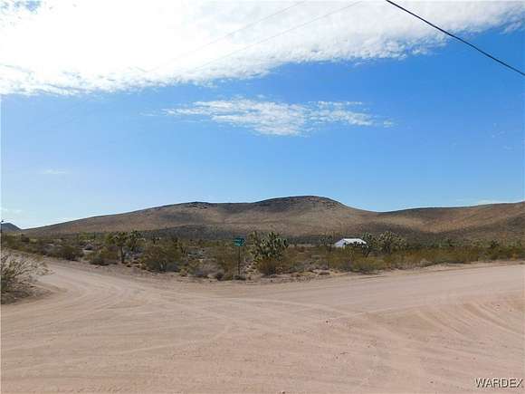 1.03 Acres of Residential Land for Sale in White Hills, Arizona