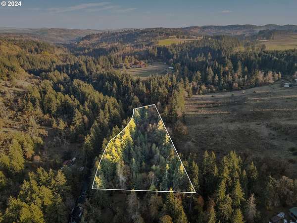 4 Acres of Residential Land for Sale in Scotts Mills, Oregon