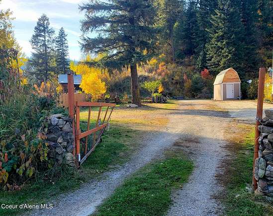 0.48 Acres of Residential Land for Sale in Pinehurst, Idaho