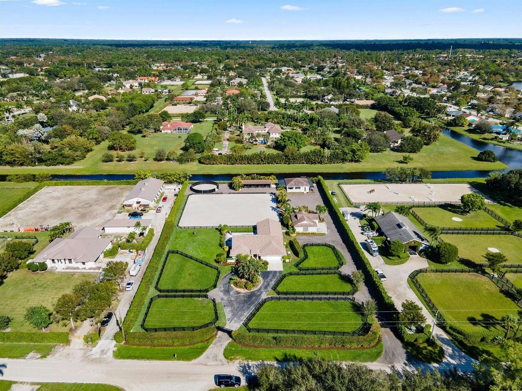 2.1 Acres of Residential Land with Home for Lease in Wellington, Florida