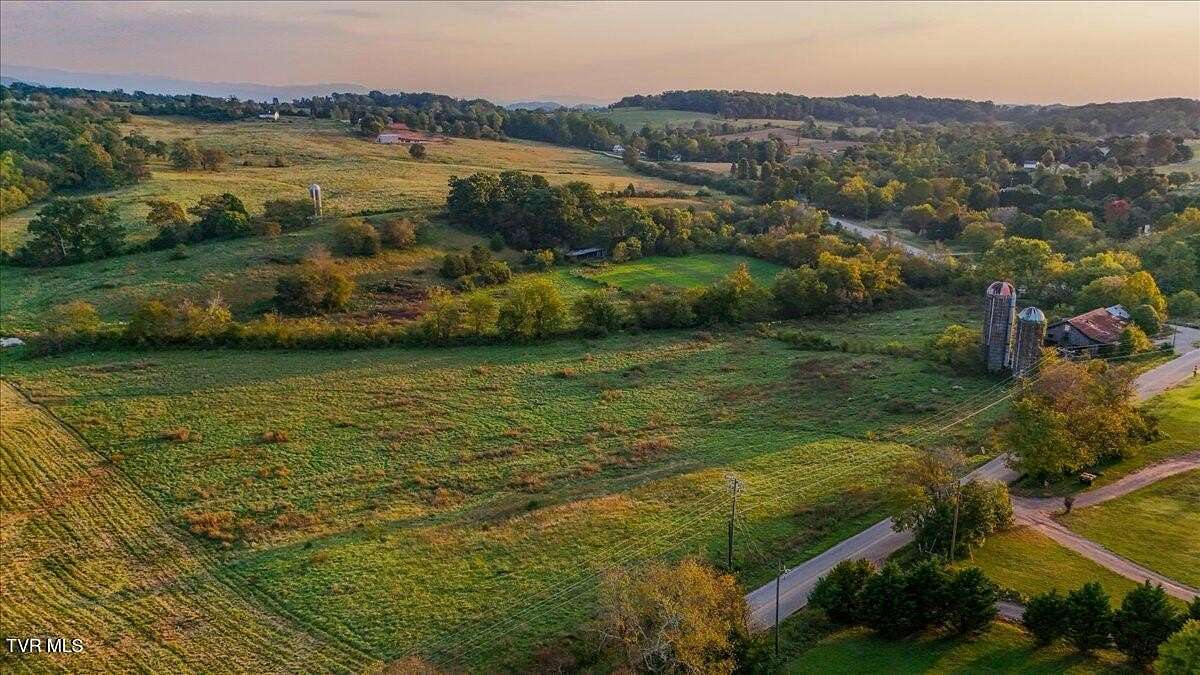 5 Acres of Residential Land for Sale in Maryville, Tennessee